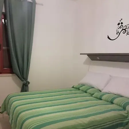 Apartamento Affittasardegna-quadri Mimose