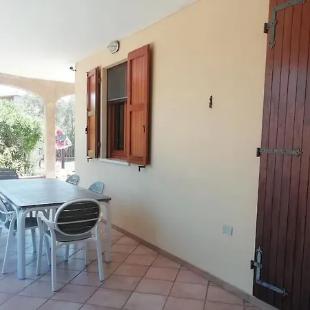 Affittasardegna-quadri Mimose Apartamento *